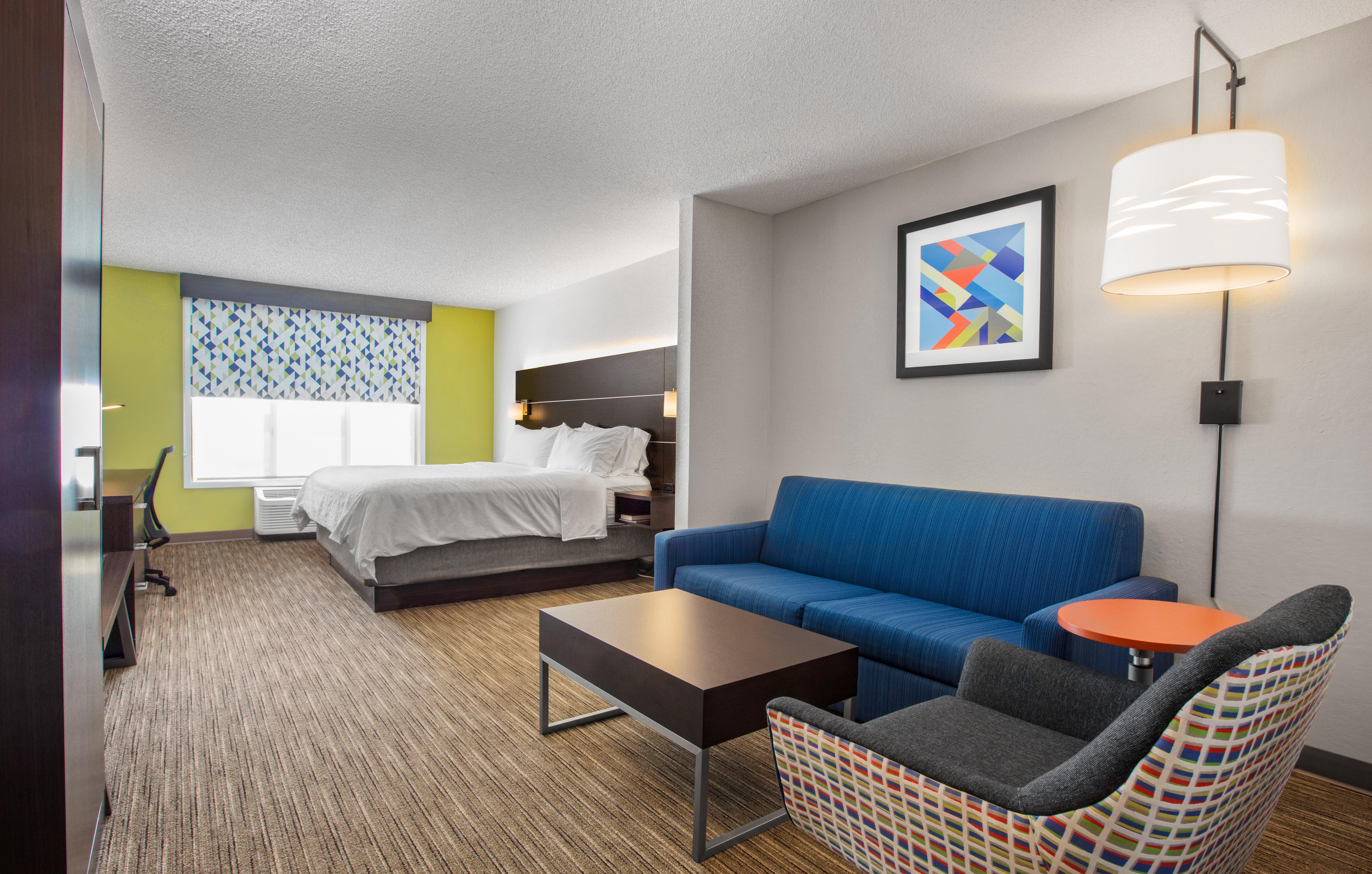 Holiday Inn Express Hotel & Suites Altoona-Des Moines By Ihg Exterior photo