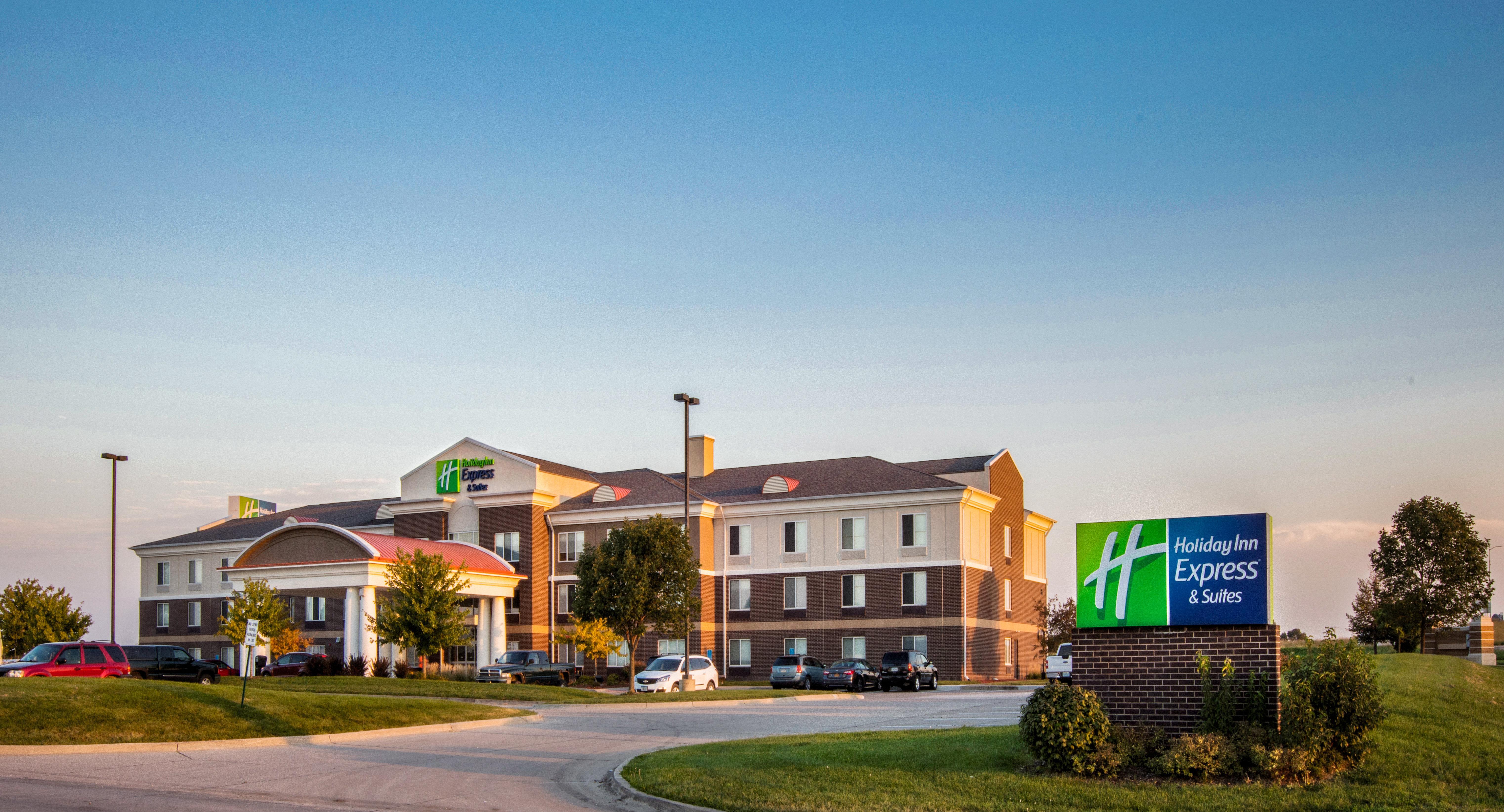 Holiday Inn Express Hotel & Suites Altoona-Des Moines By Ihg Exterior photo